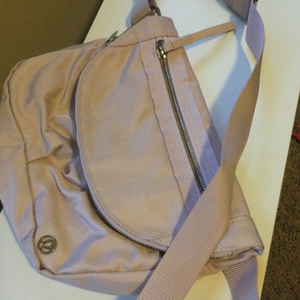 Lululemon crossbody